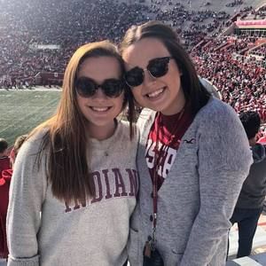 Meet your Posher, Olivia